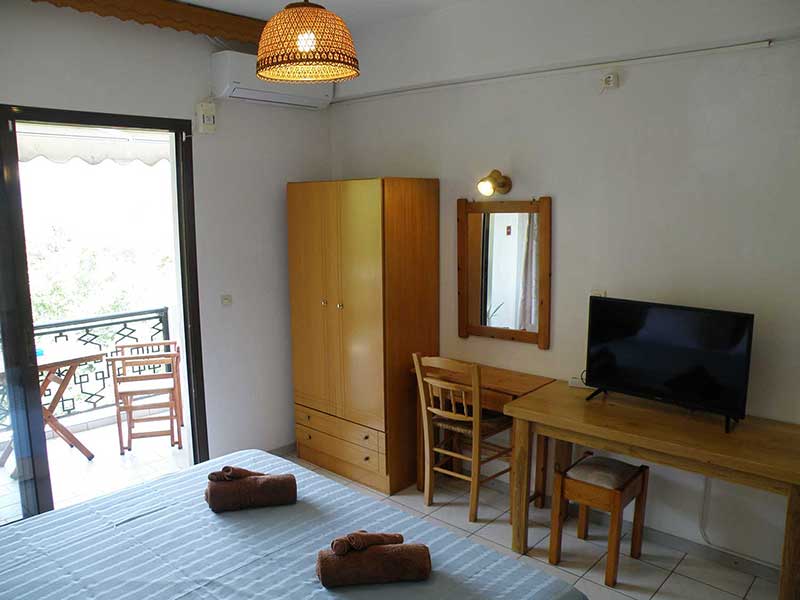 Superior double studio 6